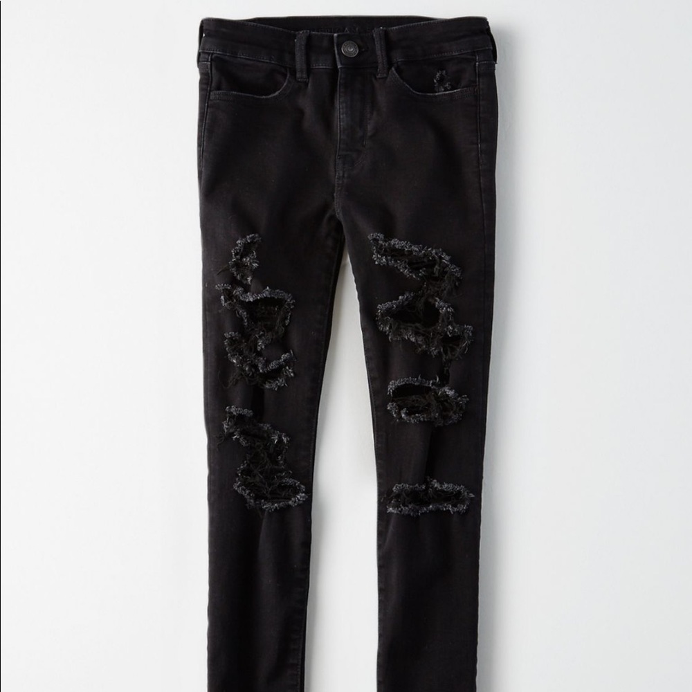 BRAND NEW! american eagle ripped jeans